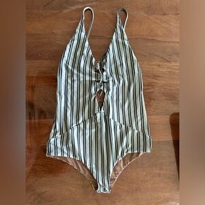 ORIGINAL ACACIA KOKOMO FULL PIECE - SPRING 2022
Large / Atlantic Print